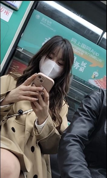 【独家原创】妹妹摘下口罩想必更加惊为天人